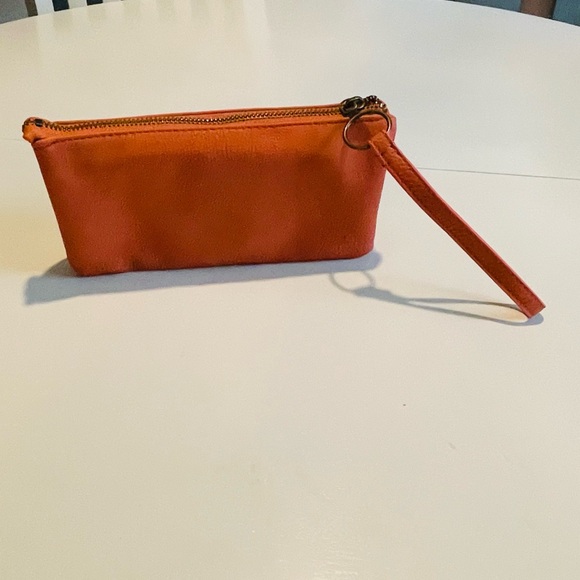 Universal Thread Wallet - Picture 2 of 8